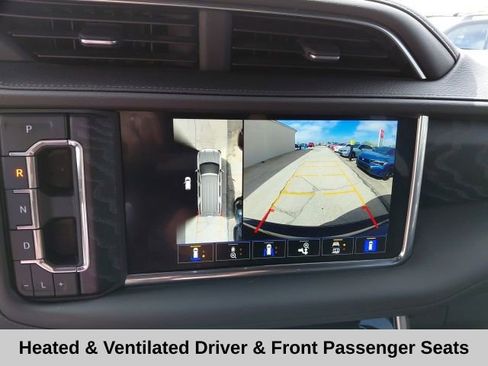 Used 2023 GMC Yukon Denali AWD/4WD image 17