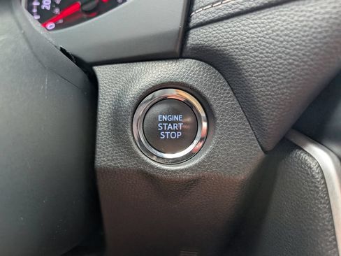 Used 2021 Toyota RAV4 XLE Premium AWD/4WD image 25
