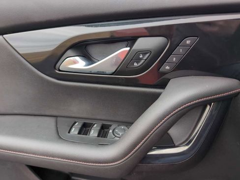 Used 2023 Chevrolet Blazer RS w/ Enhanced Convenience Package image 24
