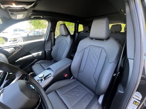 Used 2025 BMW X3 xDrive30i w/ Convenience Package image 11