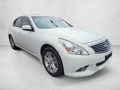 Used 2013 INFINITI G37 x Sedan w/ Premium Pkg AWD/4WD image 3
