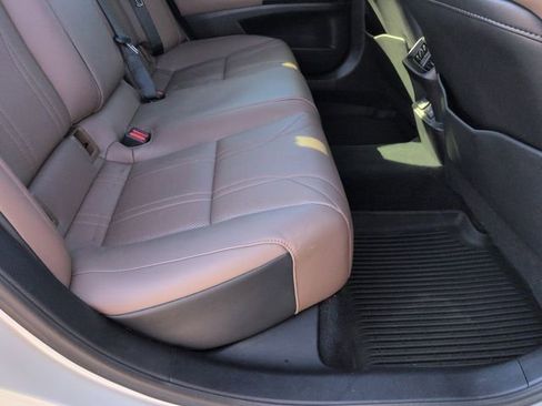 Used 2024 Lexus ES 350 Ultra Luxury image 25