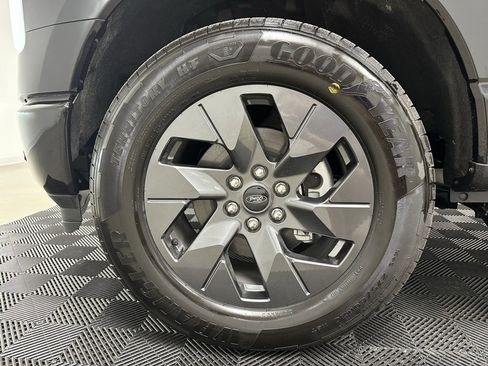 New 2025 Ford F150 Lightning Flash image 26