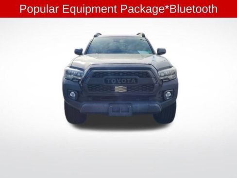 Used 2020 Toyota Tacoma Limited image 2