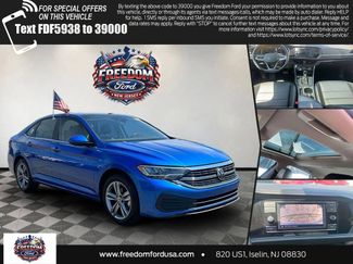 Used 2024 Volkswagen Jetta SE FWD video 1