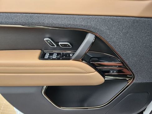 New 2026 Land Rover Range Rover Sport SE AWD/4WD image 21