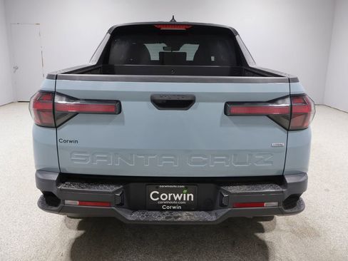 Used 2023 Hyundai Santa Cruz SE AWD/4WD image 3