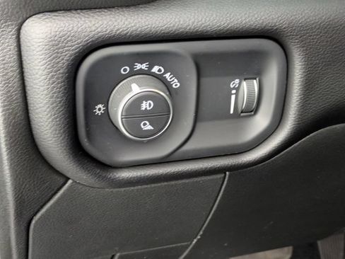 Certified 2026 RAM 2500 Big Horn AWD/4WD image 14