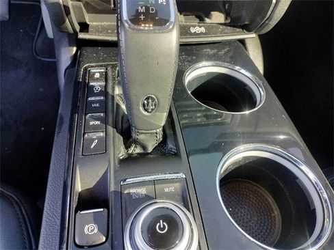 Used 2022 Maserati Quattroporte Modena image 28