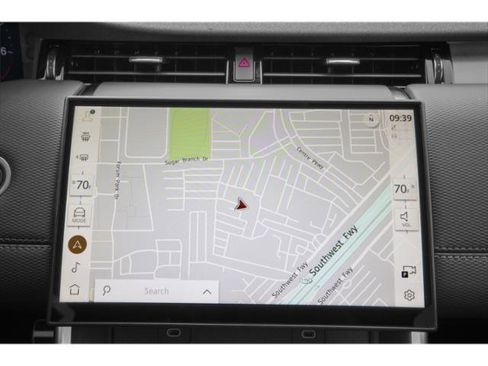 New 2025 Land Rover Discovery Sport Dynamic SE image 13