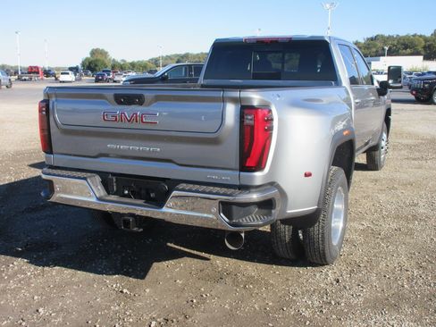 New 2026 GMC Sierra 3500 SLE w/ SLE Value Package image 5