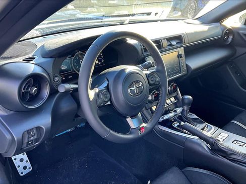 New 2026 Toyota GR86 Premium image 8