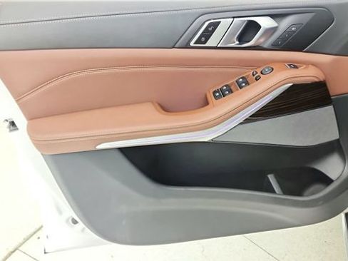 Used 2024 BMW X5 sDrive40i w/ Premium Package RWD image 51