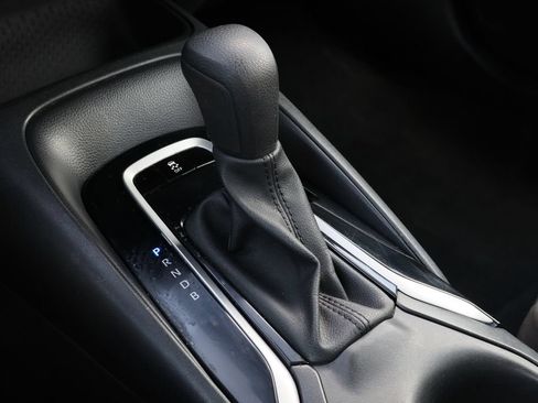 Used 2024 Toyota Corolla LE FWD image 18