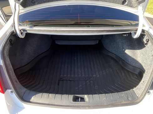 Used 2015 Honda Accord EX image 16