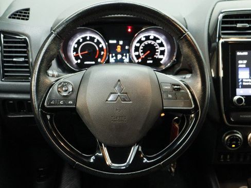 Used 2024 Mitsubishi Outlander Sport AWD image 24