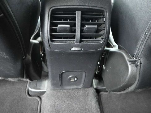 Used 2022 Ford Escape Titanium AWD/4WD image 22