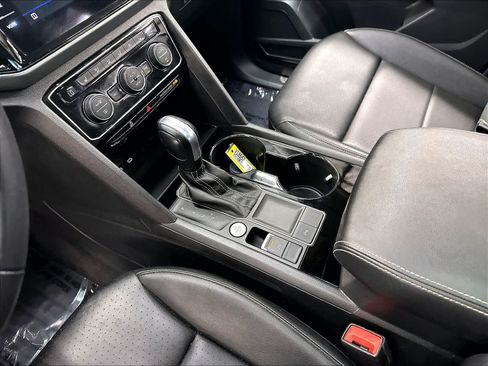 Used 2023 Volkswagen Atlas SE w/ Panoramic Sunroof Package FWD image 21