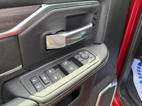 New 2026 RAM 2500 Laramie w/ Night Edition AWD/4WD image 9