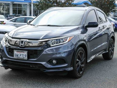 Used 2021 Honda HR-V Sport image 3