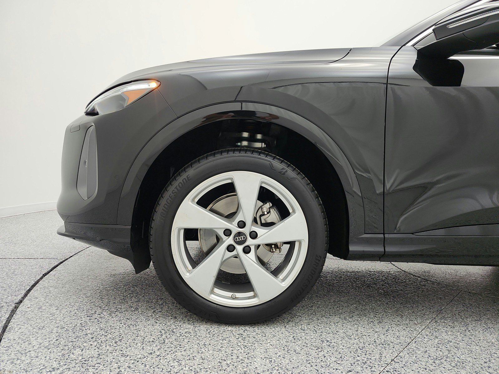Used 2025 Audi Q5 Premium Plus w/ Premium Plus AWD/4WD image 18
