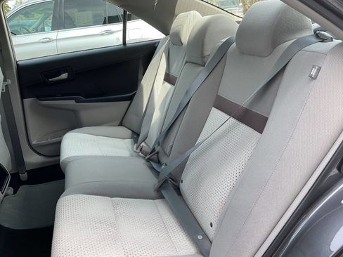 Used 2012 Toyota Camry LE image 28