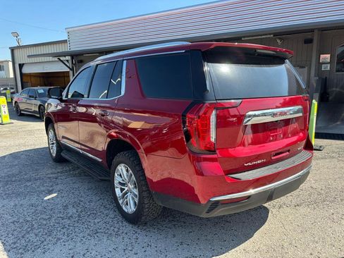 Used 2021 GMC Yukon SLT w/ Rear Media and Nav Package image 5