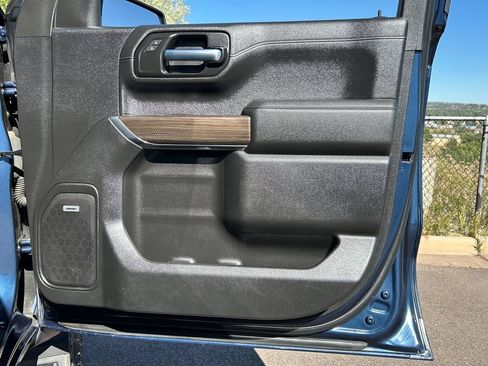 Used 2020 Chevrolet Silverado 1500 RST AWD/4WD image 32