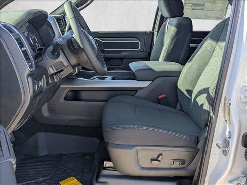 New 2026 RAM 3500 Big Horn AWD/4WD image 4