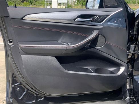 Used 2020 BMW X4 xDrive30i w/ M Sport Package 2 image 25