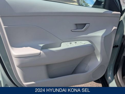 Certified 2024 Hyundai Kona SEL AWD/4WD image 11