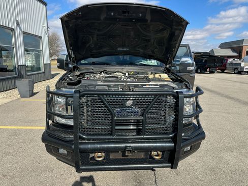 Used 2022 Ford F450 XLT w/ XLT Premium Package image 38