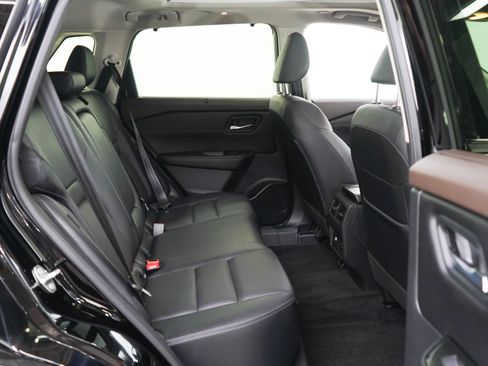 Used 2023 Nissan Rogue SL w/ SL Premium Package AWD/4WD image 12