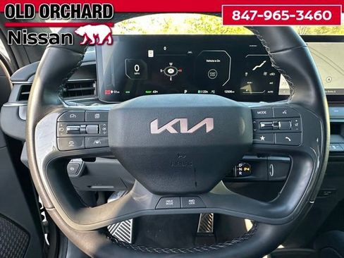 Used 2024 Kia EV9 GT-Line AWD/4WD image 22