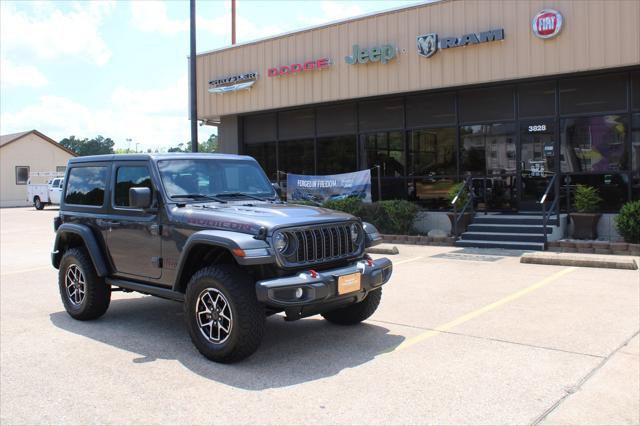 Certified 2025 Jeep Wrangler Rubicon w/ Convenience Group AWD/4WD image 4