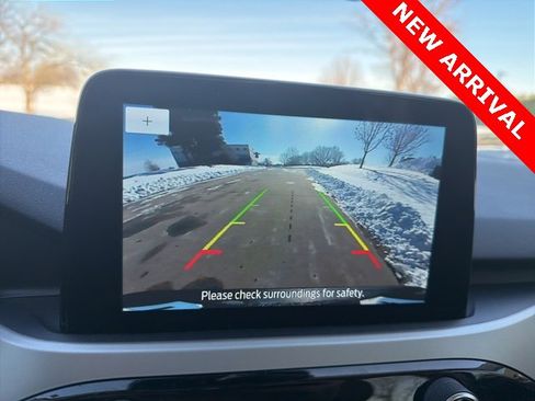 Used 2020 Ford Escape SE image 17