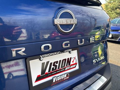 Used 2022 Nissan Rogue SV image 14