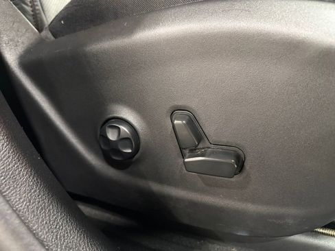 Used 2021 Jeep Cherokee Trailhawk AWD/4WD image 15