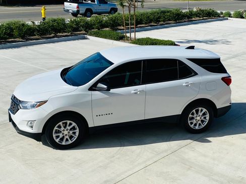 Used 2018 Chevrolet Equinox LS w/ LPO, Blackout Package image 11