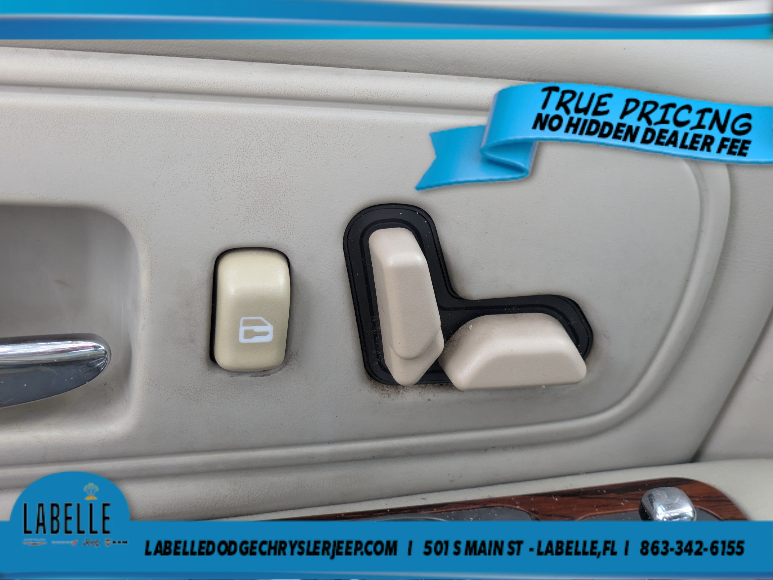 Used 1997 Cadillac De Ville Sedan FWD image 17