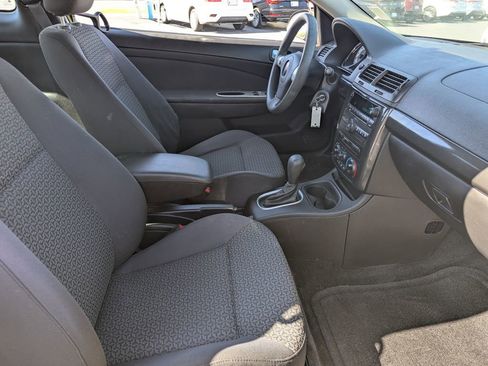 Used 2009 Pontiac G5 FWD image 30