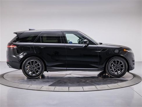 New 2026 Land Rover Range Rover Sport SE image 6