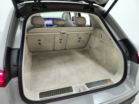 Certified 2023 Mercedes-Benz EQE 500 4MATIC SUV image 21