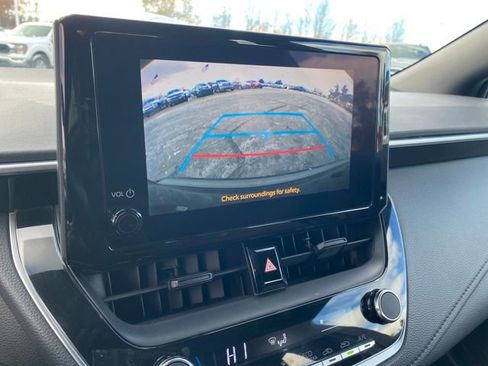 Used 2023 Toyota Corolla SE image 9