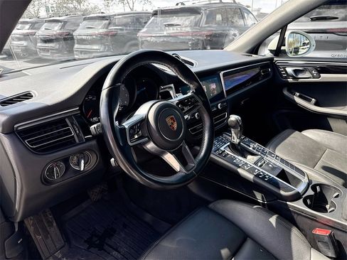 Used 2020 Porsche Macan S image 10