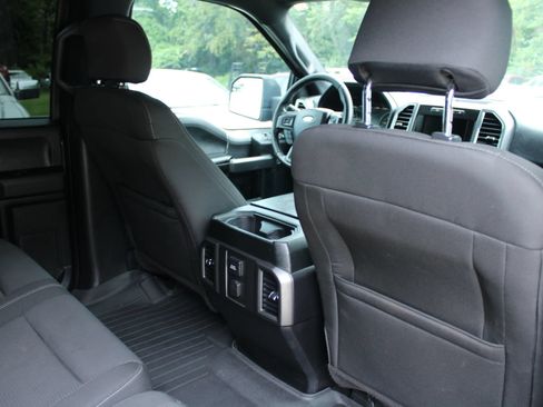 Used 2015 Ford F150 XLT w/ Equipment Group 302A Luxury AWD/4WD image 17