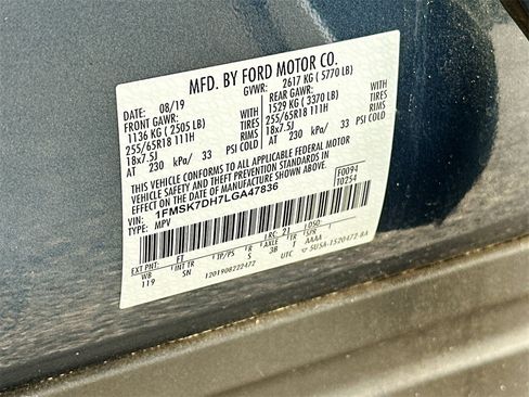 Certified 2020 Ford Explorer XLT w/ Equipment Group 202A image 27