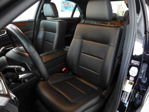 Used 2016 Mercedes-Benz E 350 Sedan image 43