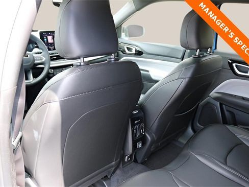 New 2026 Jeep Compass Limited image 14