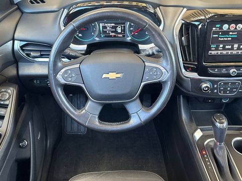 Used 2018 Chevrolet Traverse LT w/ LPO, Floor Liner Package AWD/4WD image 14